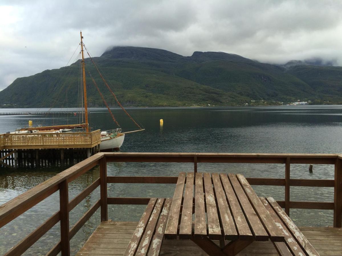 Elvegard Fjordcamp Hotel Grov Kültér fotó